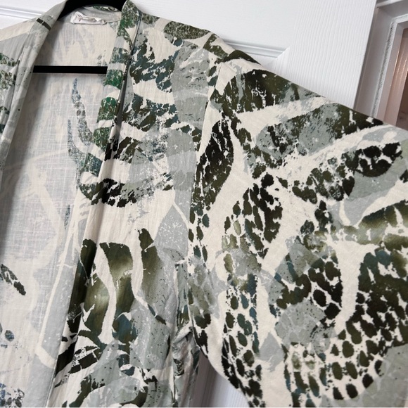 ❤️MAKE OFFER❤️ ANTHROPOLOGIE one size Green Floral Print Kimono Long Duster - Picture 4 of 5